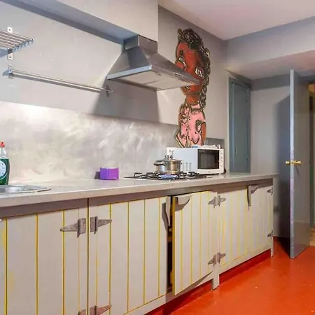 Apartamento En Cuatro Caminos * A Coruna