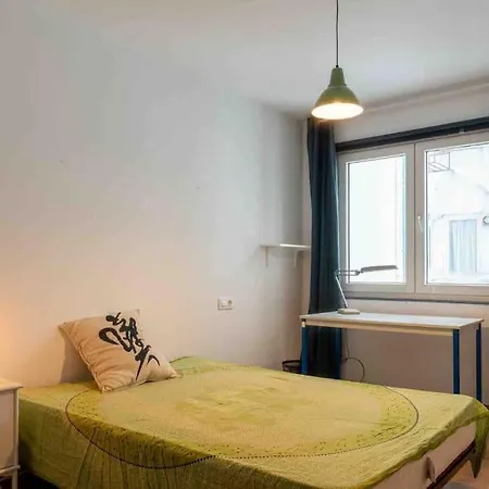 Apartamento En Cuatro Caminos Apartment