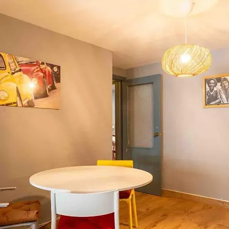 Apartamento En Cuatro Caminos Apartment